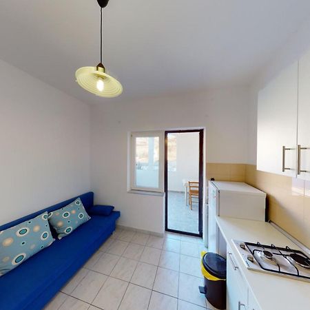 מטינה Apartments Riva מראה חיצוני תמונה