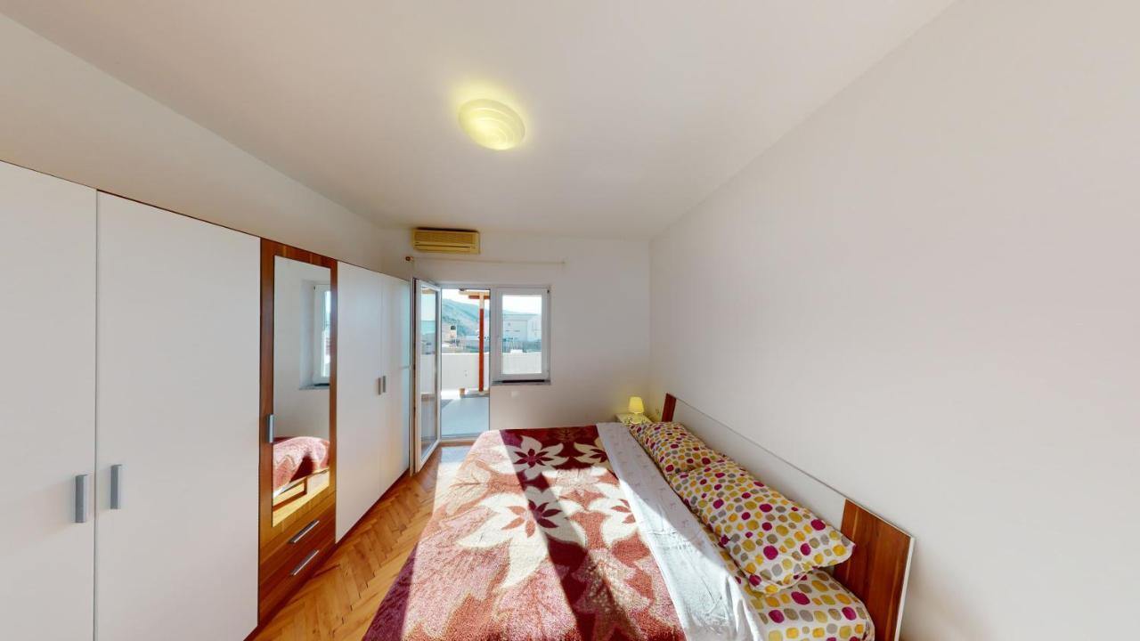 מטינה Apartments Riva מראה חיצוני תמונה