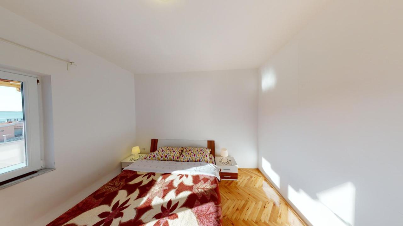 מטינה Apartments Riva מראה חיצוני תמונה