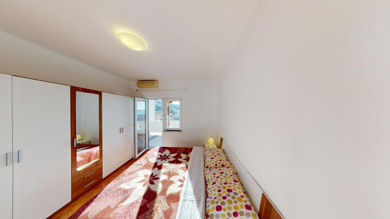 מטינה Apartments Riva מראה חיצוני תמונה