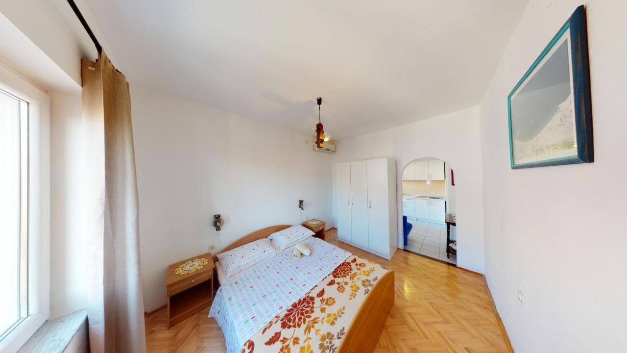 מטינה Apartments Riva מראה חיצוני תמונה