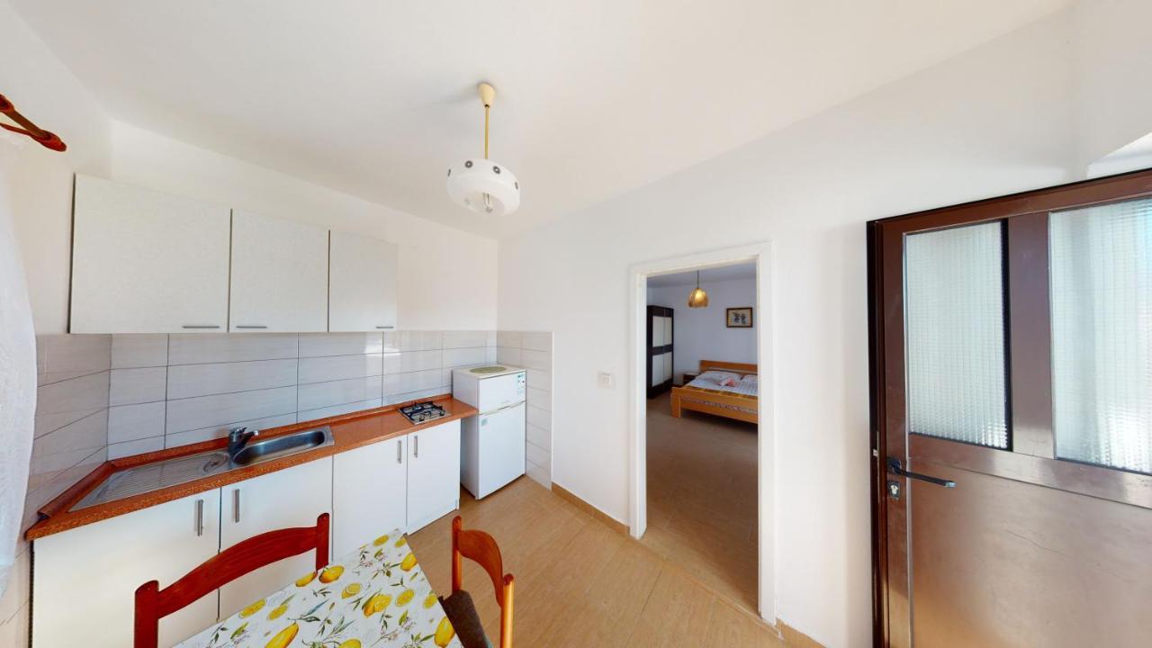 מטינה Apartments Riva מראה חיצוני תמונה